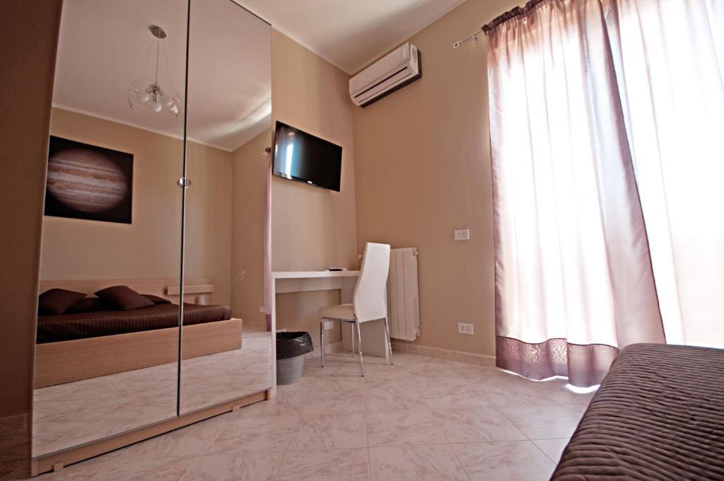 Kosmos Bed & Breakfast Сиракуза Стая снимка
