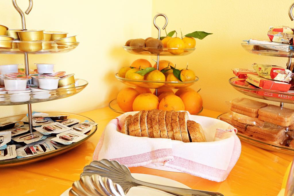 Kosmos Bed & Breakfast Сиракуза Екстериор снимка