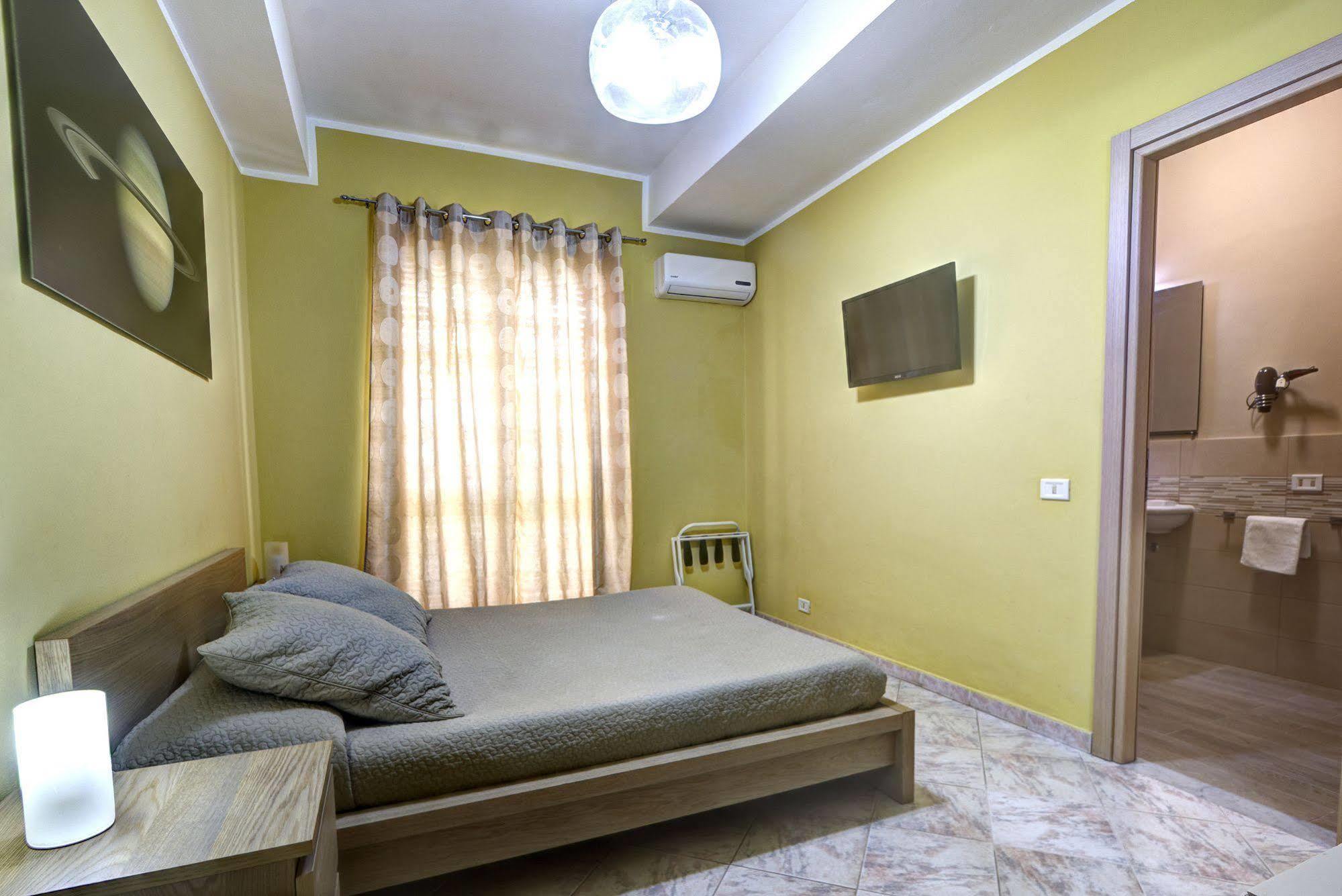 Kosmos Bed & Breakfast Сиракуза Екстериор снимка