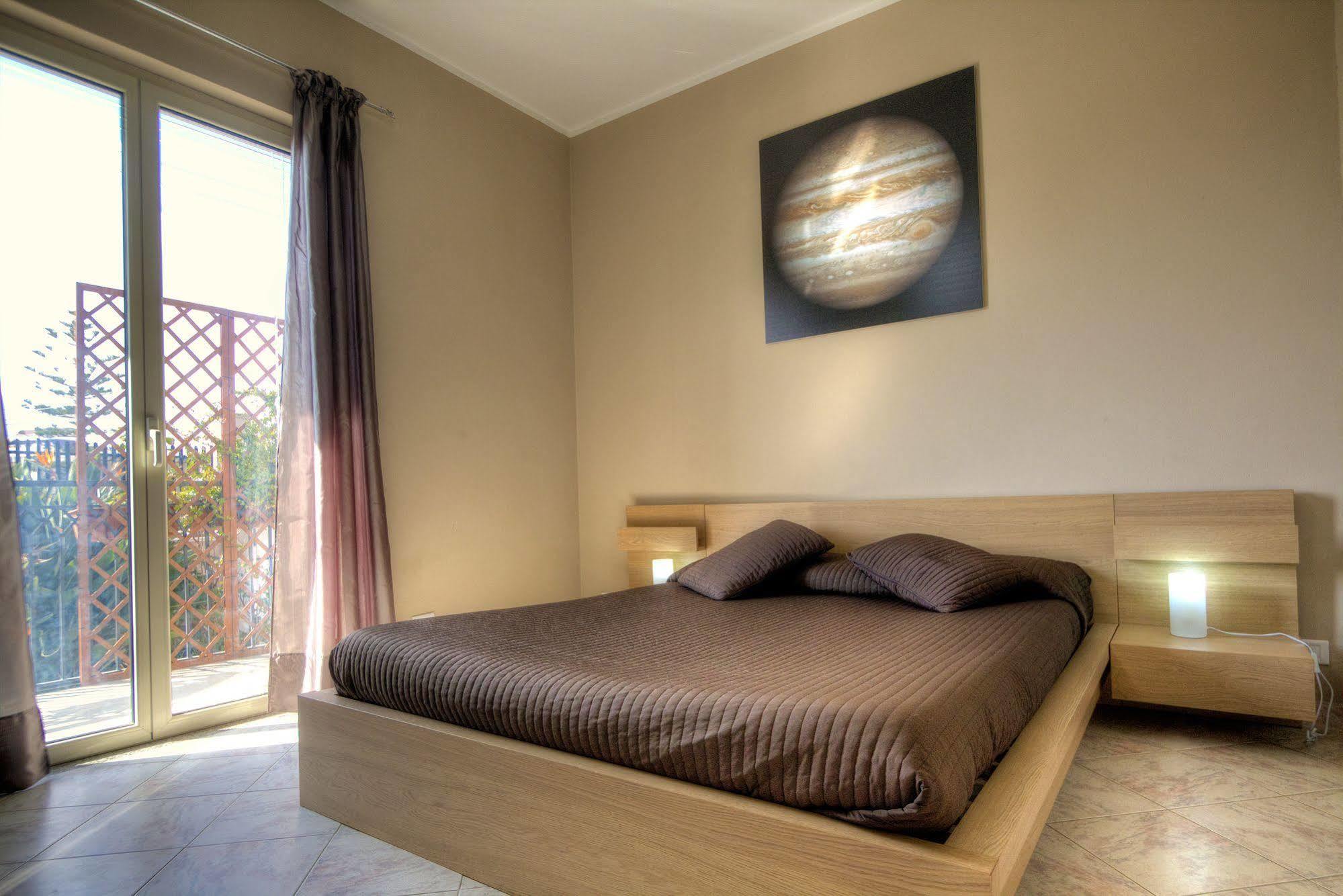 Kosmos Bed & Breakfast Сиракуза Екстериор снимка