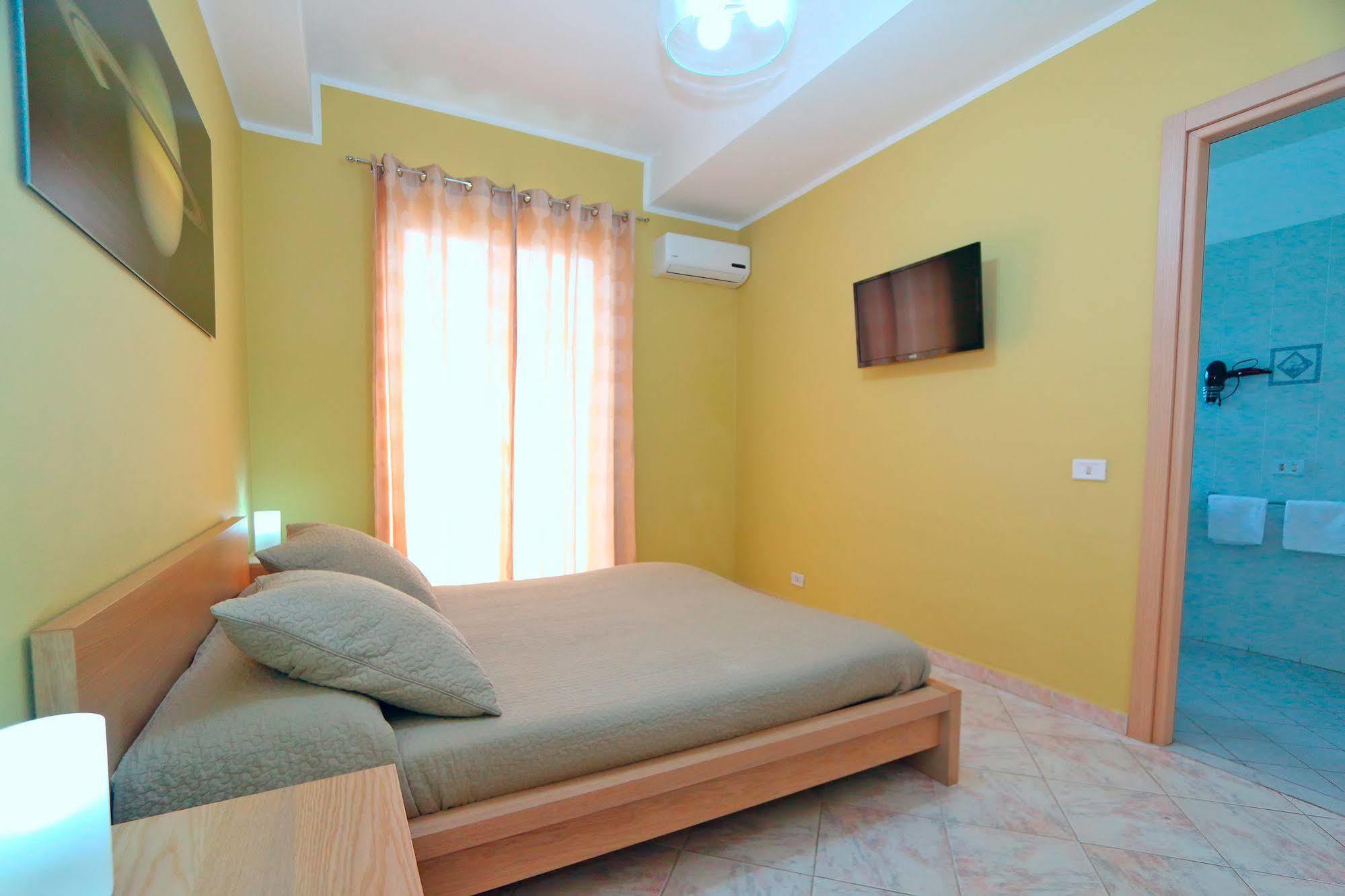 Kosmos Bed & Breakfast Сиракуза Екстериор снимка