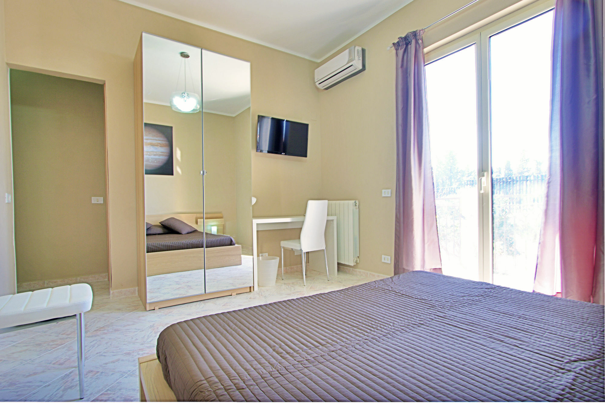 Kosmos Bed & Breakfast Сиракуза Екстериор снимка